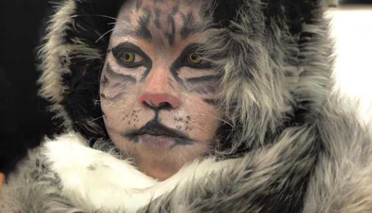 Animal-makeup-costume-wolf